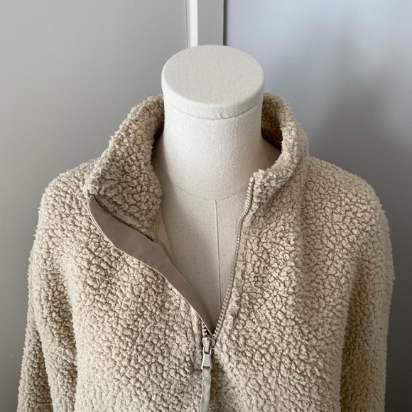 Old Navy Tan Sherpa Sweater - Picture 3 of 5